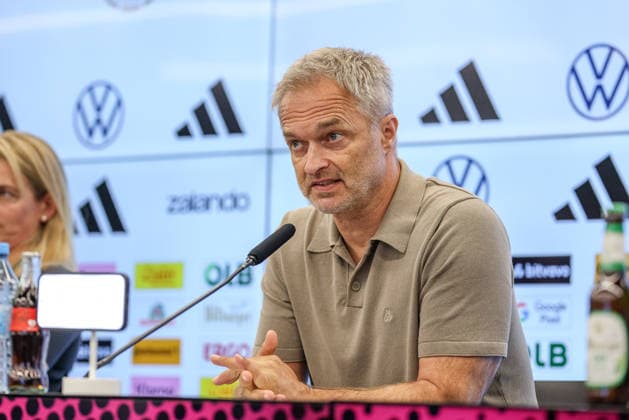 GER, Frankfurt, Press conference with Nia Künzer, Christian Wück, and Michael Urbansky, hybrid media session, DFB, start of the World Cup season, German national team, DFB Campus in the photo: Christian Wück, head coach of the German national team, German national team, DFB Press Conference, Press Conference Marking the Start of the World Cup Season for the German Women’s National Team and the U23 Team at the DFB Campus. DFB DFL REGULATIONS PROHIBIT ANY USE OF PHOTOGRAPHS AS IMAGE SEQUENCES AND OR QUASI-VIDEO, September 29, 2026 Copyright: HMBxMedia HendrikxHamelau