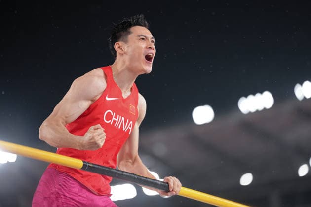 (260929) -- NAGOYA, Sept. 29, 2026 -- Yao Jie of China reacts during the men s pole vault final of Athletics at the 20th Asian Games Aichi-Nagoya 2026 in Nagoya, Japan, Sept. 29, 2026. ) (SP)JAPAN-NAGOYA-ASIAN GAMES-ATHLETICS-MEN S POLE VAULT-FINAL LuoxYuan 