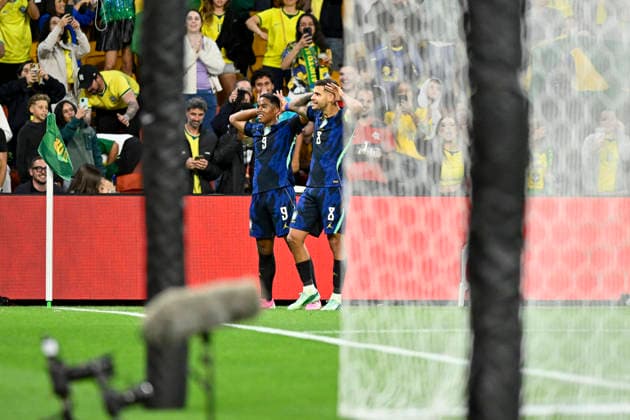 RECORD DATE NOT STATED 29th September 2026; Suncorp Stadium, Brisbane, Australia; Friendlies Football, Australia versus Brazil; Bruno Guimaraes of Brazil celebrates with Endrick of Brazil after scoring to make it 3-2 in the 69th minute NigelxOwen