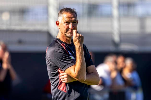 Ingolstadt, Germany, September 29, 2026; 3. Liga 2026–2027; FC Ingolstadt 04; Training; Pictured: FCI Coach Achim Beierlorzer looking pensive on the field at the Audi Sportpark Bayern training facility Copyright: xFotostandx xSchäferx