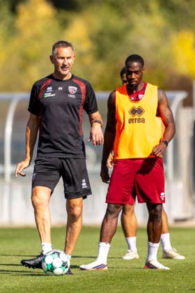 Ingolstadt, Germany, September 29, 2026; 3rd Division 2026–2027; FC Ingolstadt 04 Training; Pictured from left: Coach Achim Beierlorzer; FCI Training Facility; Audi Sportpark Bayern Copyright: xFotostandx xSchäferx
