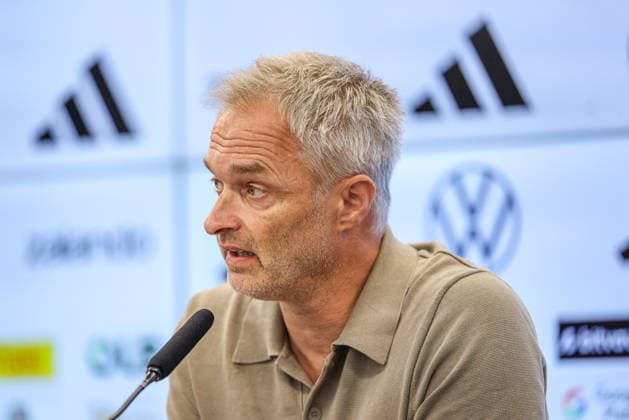 GER, Frankfurt, press conference with Nia Künzer, Christian Wück, and Michael Urbansky, hybrid media session, DFB, start of the World Cup season, German national team, DFB Campus in the picture: Christian Wück, head coach of the German national team, German national team, DFB press conference, press conference marking the start of the World Cup season for the German women’s national team and the U23 team at the DFB Campus. DFB DFL REGULATIONS PROHIBIT ANY USE OF PHOTOGRAPHS AS IMAGE SEQUENCES AND OR QUASI-VIDEO, September 29, 2026 Copyright: HMBxMedia HendrikxHamelau