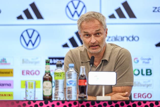 GER, Frankfurt, press conference with Nia Künzer, Christian Wück, and Michael Urbansky, hybrid media session, DFB, start of the World Cup season, German national team, DFB Campus in the photo: Christian Wück, head coach of the German national team, German national team, DFB press conference, press conference marking the start of the World Cup season for the German women’s national team and the U23 team at the DFB Campus. DFB DFL REGULATIONS PROHIBIT ANY USE OF PHOTOGRAPHS AS IMAGE SEQUENCES AND OR QUASI-VIDEO, September 29, 2026 Copyright: HMBxMedia HendrikxHamelau
