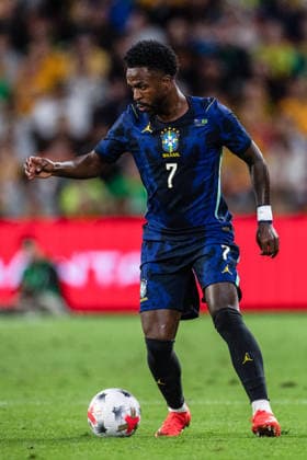 BRISBANE, AUSTRALIA - SEPTEMBER 29: Vinicius Junior of Brazil runs with the ball during the International Friendly, Länderspiel, Nationalmannschaft football match between Australia and Brazil at Suncorp Stadium on September 29, 2026 in Brisbane, Australia. (Photo by Ricardo Nogueira Sports Press Photo) Copyright: xRicardoxNogueira SportsxPressxPhotox Sportspressphoto_SPR242116