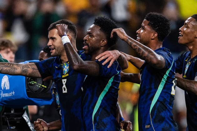 BRISBANE, AUSTRALIA - SEPTEMBER 29: Vinicius Junior of Brazil celebrates after scoring the team s fourth goal with teammates during the International Friendly, Länderspiel, Nationalmannschaft football match between Australia and Brazil at Suncorp Stadium on September 29, 2026 in Brisbane, Australia. (Photo by Ricardo Nogueira Sports Press Photo) Copyright: xRicardoxNogueira SportsxPressxPhotox Sportspressphoto_SPR242125