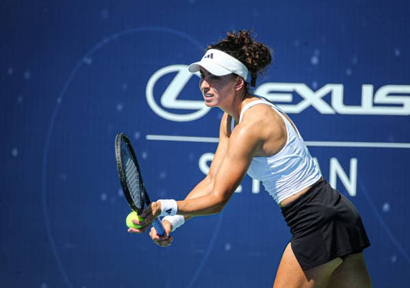 WTA, Tennis Damen 125 Adana Open Tennis Tournament ADANA, TURKIYE - SEPTEMBER 29: Turkish tennis player Ayla Aksu Kahraman competes against Elena Pridankina (not seen) during their round of 32 match at the WTA 125 Adana Open Tennis Tournament at Adana Tennis, Mountain and Water Sports Club (ATDSK) in Adana, Turkiye on September 29, 2026. Yakup Saglam Anadolu Adana Turkey. Editorial use only. Please get in touch for any other usage.  Copyright: x2026xAnadoluxYakupxSaglamx