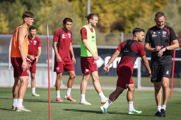 3rd Division Season 2026–27 1: Training Session with Achim Beierlorzer Head Coach Achim Beierlorzer FCI XXXXX Photo by Jürgen Meyer 3rd Division Season 2026–27 1: Training Session with Achim Beierlorzer
