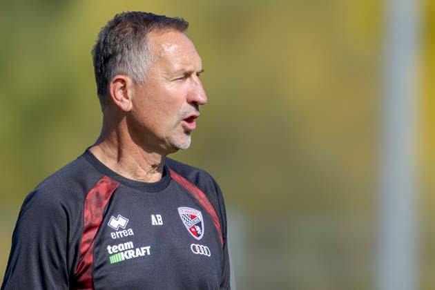 Ingolstadt, Germany, September 29, 2026; 3. Liga 2026–2027; FC Ingolstadt 04; Training; Pictured: Coach Achim Beierlorzer; FCI Training Facility; Audi Sportpark Bayern Copyright: xFotostandx xSchäferx