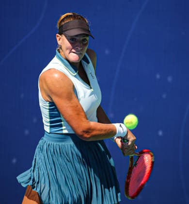 WTA, Tennis Damen 125 Adana Open Tennis Tournament ADANA, TURKIYE - SEPTEMBER 29: Elena Pridankina of Russia competes against Ayla Aksu of Turkiye (not seen) during their round of 32 match at the WTA 125 Adana Open Tennis Tournament at Adana Tennis, Mountain and Water Sports Club (ATDSK) in Adana, Turkiye on September 29, 2026. Yakup Saglam Anadolu Adana Turkey. Editorial use only. Please get in touch for any other usage.  Copyright: x2026xAnadoluxYakupxSaglamx