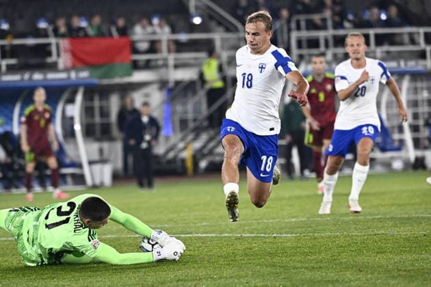 LKS 20260929 Goalkeeper Fedor Lapoukhov of Belarus makes a save against Topi Keskinen of Finland during the UEFA Nations League League C Group C1 football match between Finland and Belarus in Helsinki, Finland, on September 29, 2026. - RONI REKOMAA Helsinki Finland PIKxN3ADJXs  Copyright: xRonixRekomaax PIKxN3ADJXs