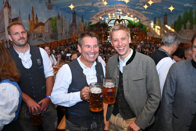 President Gernot MANG 1860, Mayor Dominik KRAUSE Traditional Oktoberfest visit by TSV 1860 Munich, team at the Hacker Pschorr tent on October 19, 2026, at the Theresienwiese in Munich Â