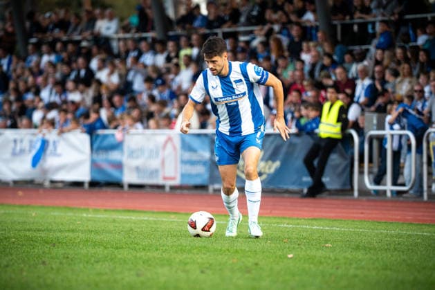 Friendly Match: Hertha BSC vs. Hertha 03 Zehlendorf Berlin, September 29, 2026 Friendly Match: Josip BREKALO of Hertha BSC with the ball during the match between Hertha BSC and Hertha 03 Zehlendorf at Ernst Reuter Sportfeld on September 29, 2026, in Berlin, Germany Copyright: xBEAUTIFULxSPORTS Kuehnx