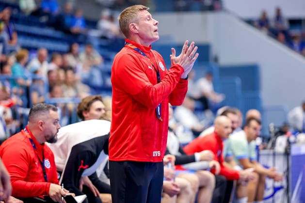 September 29, 2026, Handball, EL, VfL Gummersbach vs. PGE Wybrzeza Gdansk, Matchday 1 of the EHF European League, 2026–27 Men’s Season, Schwalbe Arena Head Coach Gudjon Valur Sigurdsson of VfL Gummersbach gesturing on the sidelines in North Rhine-Westphalia, Germany