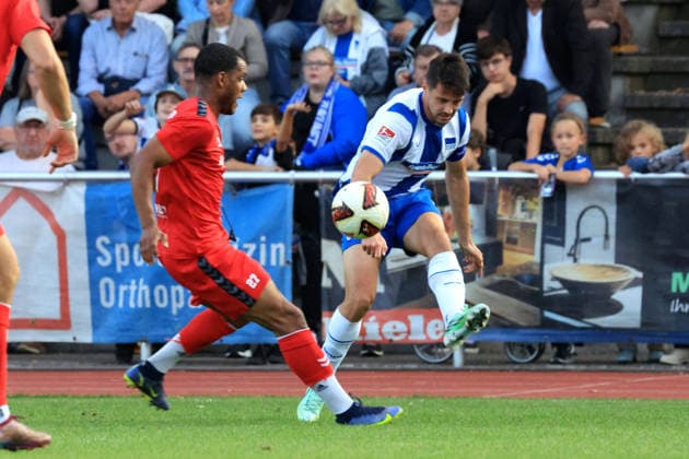 September 29, 2026, Germany, Soccer, Friendly Match, 2. Bundesliga, Matchday, 2026–2027 Season, Ernst Reuter Stadium, Berlin, Hertha 03 Zehlendorf vs. Hertha BSC, Loui Samson (Hertha 03) 5, Josip Brekalo (Hertha BSC Berlin) 7–2. DFB and DFL regulations prohibit any use of photographs as image sequences and or quasi-video. nordphoto GmbH, Engler, Berlin, Ernst Reuter Stadium, Berlin, Germany Copyright: xNordphotox xEnglerx
