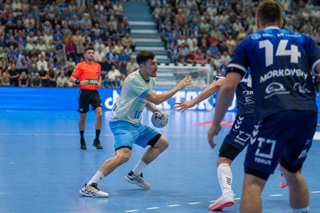 Alex Dujshebaev, Backcourt, VfL Gummersbach 10 , , VfL Gummersbach vs. PGE Wybrzeze Gdansk, EHF European League, Men , Matchday 1, 2026–2027 Season, September 29, 2026, Gummersbach, North Rhine-Westphalia, Germany Copyright: xkolbert-press MartinxWdziecznyx
