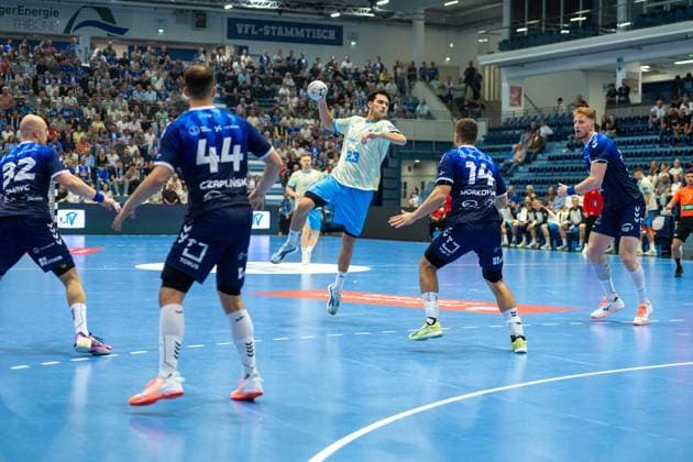Nicola Roganovic, backcourt, VfL Gummersbach 23, Lukas Morkovsky, backcourt, PGE Wybrzeze Gdansk 14, Mikolaj Czaplinski, wing, PGE Wybrzeze Gdansk 44, VfL Gummersbach vs. PGE Wybrzeze Gdansk, EHF European League, Men’s, Matchday 1, 2026–2027 season, September 29, 2026, Gummersbach, North Rhine-Westphalia, Germany Copyright: xkolbert-press MartinxWdziecznyx