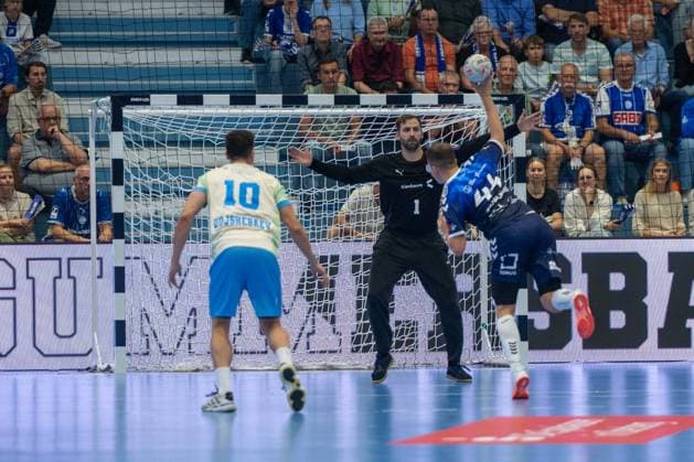 Alex Dujshebaev, backcourt, VfL Gummersbach 10, Ignacio Biosca, goalkeeper, VfL Gummersbach 1, Mikolaj Czaplinski, wing, PGE Wybrzeze Gdansk 44, VfL Gummersbach vs. PGE Wybrzeze Gdansk, EHF European League, Men, Matchday 1, 2026–2027 season, September 29, 2026, Gummersbach, North Rhine-Westphalia, Germany Copyright: xkolbert-press MartinxWdziecznyx