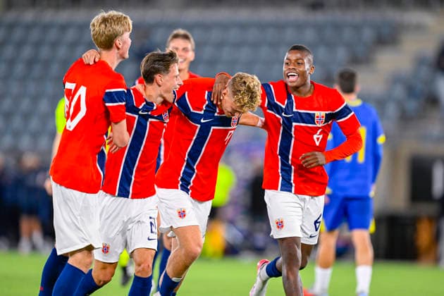 European Championship Qualifiers U21: Norway vs. Bosnia and Herzegovina, Stavanger, September 29, 2026. Norwegian fans cheer after Sindre Walle Egeli scores in the European Championship qualifying soccer match between Norway and Bosnia and Herzegovina at Lyse Arena in Stavanger. Photo by Carina Johansen, NTB, Stavanger, Norway. EDITORIAL USE RESTRICTED USE FOR BETTING COMPANIES ONLY  Copyright: xCarinaxJohansenx xNTBx