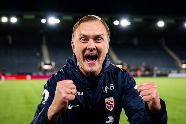 September 29, 2026: Head coach Jan Peder Jalland of Norway celebrates after the UEFA European Under-21 Qualifier soccer match between Norway and Bosnia and Herzegovina on September 29, 2026 in Stavanger. Photo by Marius Simensen. BILDBYRAN COP 238 bbeng bosnia bosnia and herzegovina em qualification football soccer celebration norway u21 uefa euro under-21 qualifiers  Copyright: MARIUSxSIMENSEN BB260929BB510