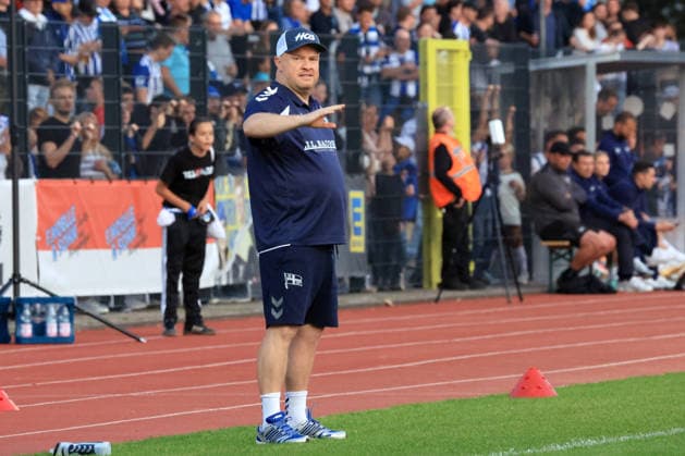 September 29, 2026, Germany, Soccer, Friendly Match, 2. Bundesliga, Matchday, 2026–2027 Season, Ernst Reuter Stadium, Berlin, Hertha 03 Zehlendorf vs. Hertha BSC, Coach Patrick Hinze, Hertha 03, 2. Bundesliga. DFB and DFL regulations prohibit any use of photographs as image sequences and or quasi-video. nordphoto GmbH, Engler, Berlin, Ernst Reuter Stadium, Berlin, Germany Copyright: xNordphotox xEnglerx