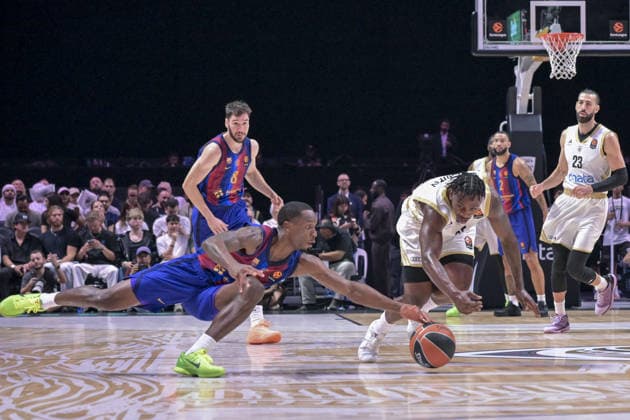 Dubai Basketball v FC Barcelona, Barca - EuroLeague DUBAI, UNITED ARAB EMIRATES - SEPTEMBER 29: Dario Brizuela (8) of FC Barcelona in action during the EuroLeague match between Dubai Basketball and FC Barcelona at Coca-Cola Arena in Dubai, United Arab Emirates, on September 29, 2026. Hassan al Raisi Anadolu Dubai United Arab Emirates. Editorial use only. Please get in touch for any other usage.  Copyright: x2026xAnadoluxHassanxalxRaisix