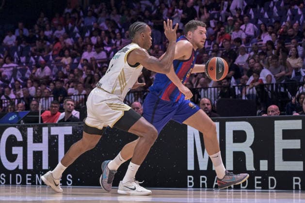 Dubai Basketball v FC Barcelona, Barca - EuroLeague DUBAI, UNITED ARAB EMIRATES - SEPTEMBER 29: Players in action during the EuroLeague match between Dubai Basketball and FC Barcelona at Coca-Cola Arena in Dubai, United Arab Emirates, on September 29, 2026. Hassan al Raisi Anadolu Dubai United Arab Emirates. Editorial use only. Please get in touch for any other usage.  Copyright: x2026xAnadoluxHassanxalxRaisix