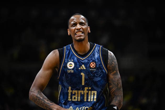 Fenerbahce Tarfin v Bayern Munich - EuroLeague ISTANBUL, TURKIYE - SEPTEMBER 29: Marcus Jerome Bingham Jr. (1) of Fenerbahce Tarfin celebrates after scoring during the EuroLeague Round 2 match between Fenerbahce Tarfin and Bayern Munich at Ulker Sports and Event Hall in Istanbul, Turkiye, on September 29, 2026. Hakan Akgun Anadolu Istanbul Turkey. Editorial use only. Please get in touch for any other usage.  Copyright: x2026xAnadoluxHakanxAkgunx