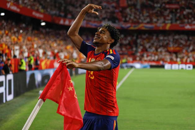 NED: Spain v Croatia. UEFA Nations League. Matchday 2. Lamine Yamal of Spain during Spain v Croatia UEFA Nations League match at La Cartuja Stadium on September 29, 2026 in Sevilla, Spain. kpng Copyright: xAntonioxPozox xPRESSINPHOTOx AP_2627_ESP_CRO_005