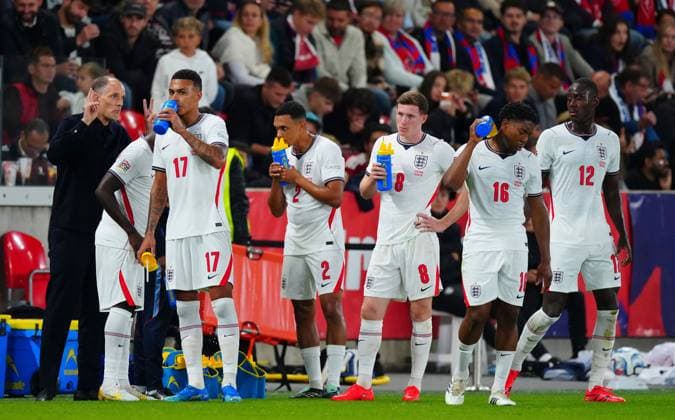 Thomas Tuchel, Manager Head Coach of England with his players Czechia v England, UEFA Nations League, Football, Fortuna Arena, Prague, Czechia - 29 Sep 2026Prague Fortuna Arena Czech Republic  Copyright: xJavierxGarcia Shutterstockx 17175831af