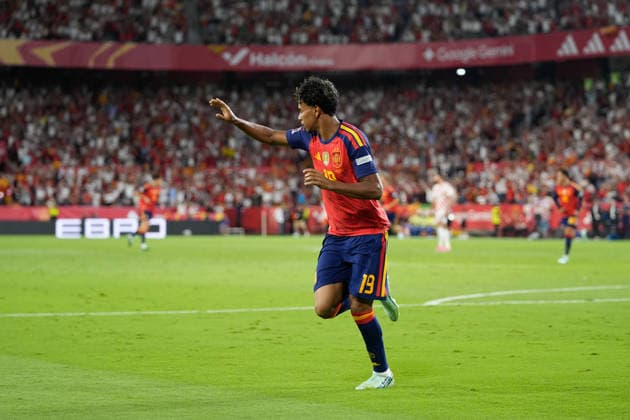 September 29, 2026, Sevilla, Sevilla, Spain: Lamine Yamal of Spain celebrates after scoring his team s first goal during the UEFA Nations League 2026 27 group phase match between Spain and Croatia at Ramon Sanchez-Pizjuan stadium on September 29, 2026, in Sevilla, Spain. Sevilla Spain - ZUMAa181 20260929_zaa_a181_075 Copyright: xJoaquinxCorcherox