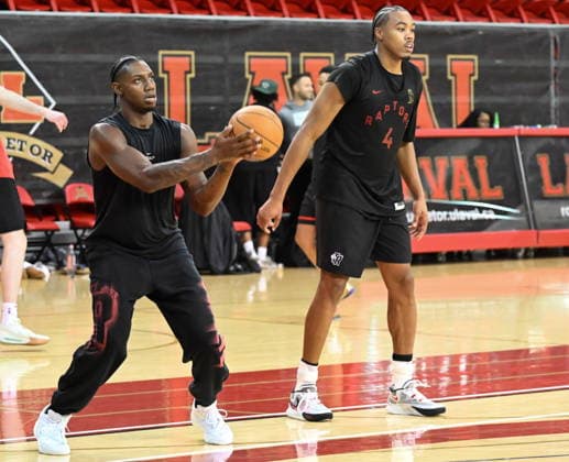 September 29, 2026, Quebec, On, Canada: Toronto Raptors RJ Barrett shoots as team mate Scottie Barnes looks on during basketball training camp action in Quebec City, Tuesday, Sept. 29, 2026 Canada News - September 29, 2026  - ZUMAc35_ 20260929_zaf_c35_084 Copyright: xJacquesxBoissinotx