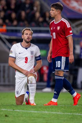 CZECHIA - ENGLAND Harry Kane of England and Bayern Munich and Adam Hlozek of Czechia and TSG 1899 Hoffenheim during UEFA Nations League - League A - Group A3 - Matchday 2 - football match between Czechia and England. Fortuna Arena, Eden, Stadion, Prague, Czechia September 29, 2026. Photo by Branislav Racko Copyright: xx 080A6302