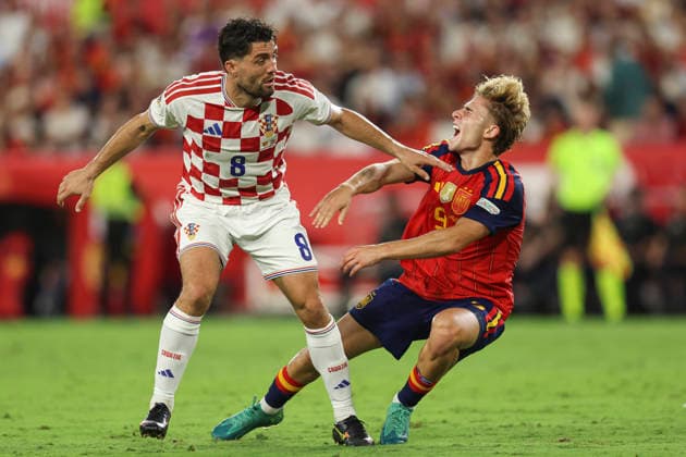 NED: Spain v Croatia. UEFA Nations League. Matchday 2. Mateo Kovacic of Croacia and Fermin Lopez of Spain during Spain v Croatia UEFA Nations League match at La Cartuja Stadium on September 29, 2026 in Sevilla, Spain. kpng Copyright: xAntonioxPozox xPRESSINPHOTOx AP_2627_ESP_CRO_032
