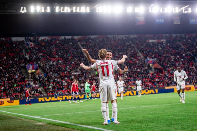 CZECHIA - ENGLAND Anthony Gordon of England and Barcelona celebrates a goal with Morgan Rogers of England and Chelsea during UEFA Nations League - League A - Group A3 - Matchday 2 - football match between Czechia and England. Fortuna Arena, Eden, Stadion, Prague, Czechia September 29, 2026. Photo by Branislav Racko Copyright: xx _BRR9966