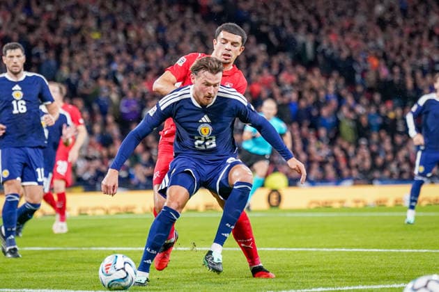 Soccer: UEFA Nations League 2026–2027, Matchday 2: Scotland vs. Switzerland at Hampden Park, Glasgow—Nathan Patterson (Scotland, 22) and Zeki Amdouni (Switzerland, 10) Copyright: xJOERANxSTEINSIEKx