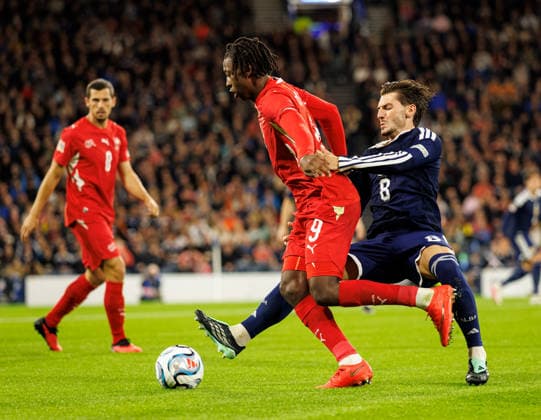29.09.2026: Scotland v Switzerland: Billy Gilmour of Scotland with Johan Manzambi of Switzerland  Copyright: xWilliexVassx NINTCHDBPICT001112149675