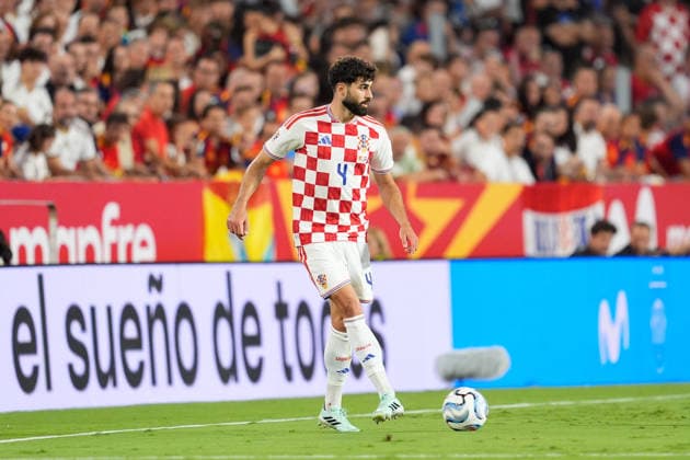 September 29, 2026, Sevilla, Sevilla, Spain: Josko Gvardiol of Croatia passes the ball during the UEFA Nations League 2026 27 group phase match between Spain and Croatia at Ramon Sanchez-Pizjuan stadium on September 29, 2026, in Sevilla, Spain. Sevilla Spain - ZUMAa181 20260929_zaa_a181_094 Copyright: xJoaquinxCorcherox