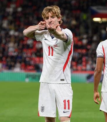 29 September 2026 - Czech Republic v England - UEFA Nations League - Prague. Czech Republic v England - UEFA Nations League - Prague. England s Anthony Gordon celebrates his goal. Picture : Mark Pain PRAGUE CZECH REPUBLIC  Copyright: xMarkxPainx