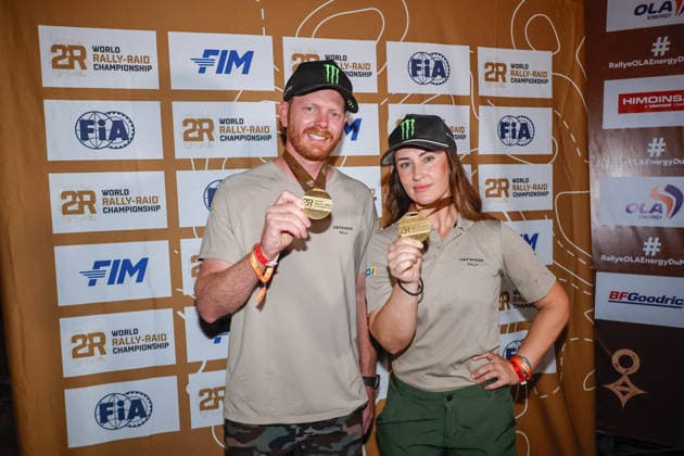 W2RC - RALLYE DU MAROC 2026 504 PRICE Sara (usa), BERRIMAN Sean (usa), Defender Dakar D7X-R, Defender Rally, FIA W2RC, STK STK, portrait medals ceremony during the Stage 1 of the Rallye du Maroc 2026, 4th round of the 2026 WR2C Championship from September 29, 2026 between Agadir and Zagora, Morocco - AgadirMorocco  Copyright: xPauloxMariax