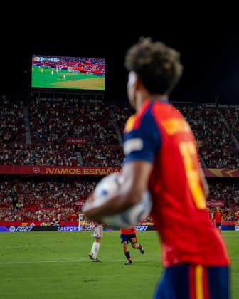 Spain v Croatia - UEFA Nations League 2026 27 Group A3 MD2 SEVILLE, SPAIN - SEPTEMBER 29: Lamine Yamal of Spain celebrates his goal during the UEFA Nations League 2026 27 group phase match between Spain and Croatia at Estadio Ramon Sanchez Pizjuan on September 29, 2026 in Seville, Spain. Seville Estadio Ramon Sanchez Pizjuan Seville Spain Copyright: xAlbertoxGardinx AGardin_20260929_Foot_Spa_Cro_0319
