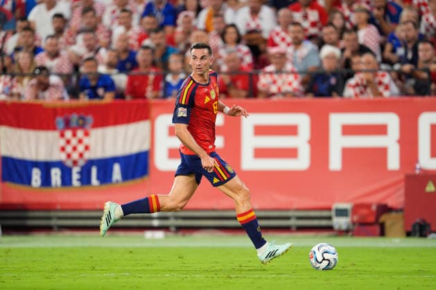 September 29, 2026, Sevilla, Sevilla, Spain: Fabian Ruiz of Spain runs with the ball during the UEFA Nations League 2026 27 group phase match between Spain and Croatia at Ramon Sanchez-Pizjuan stadium on September 29, 2026, in Sevilla, Spain. Spain V Croatia - UEFA Nations League 2026 27 Group A3 MD2  - ZUMAa181 20260929_zaa_a181_128 Copyright: xJoaquinxCorcherox
