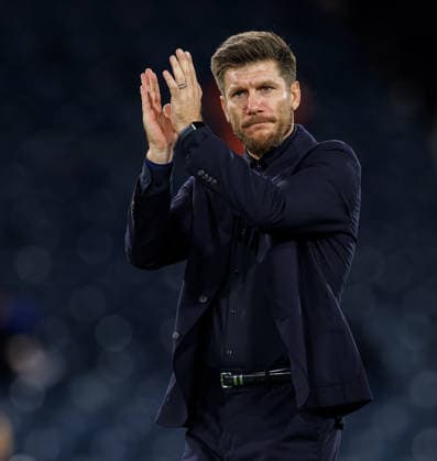 29.09.2026: Scotland v Switzerland: Scotland Manager Sebastien Pocognoli applauds a rapidly emptying Hampden Park at full time  Copyright: xWilliexVassx NINTCHDBPICT001112159302