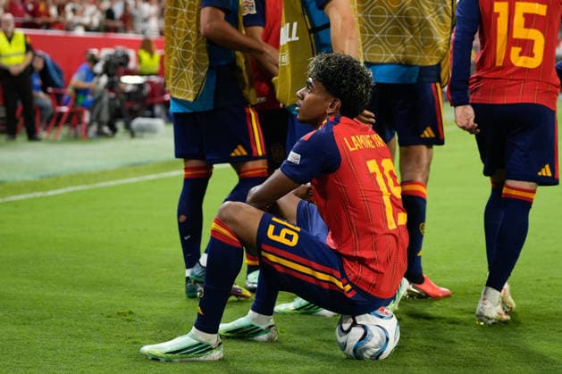 September 29, 2026, Sevilla, Sevilla, Spain: Lamine Yamal of Spain celebrates after scoring his team s third goal during the UEFA Nations League 2026 27 group phase match between Spain and Croatia at Ramon Sanchez-Pizjuan stadium on September 29, 2026, in Sevilla, Spain. Spain V Croatia - UEFA Nations League 2026 27 Group A3 MD2  - ZUMAa181 20260929_zaa_a181_151 Copyright: xJoaquinxCorcherox