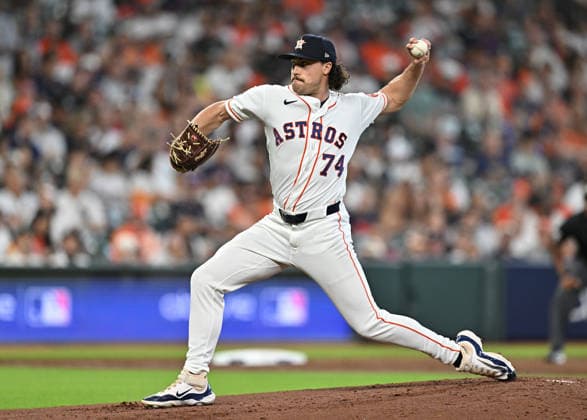 Houston Astros pitcher Bryan King (74) throws against the Chicago White Sox in the first inning after relieving starting pitcher AJ Blubaugh in an MLB, Baseball Herren, USA American League Wild Card game in Houston, Texas, on Tuesday, September 29, 2026.  HOU20260929714 MARIAxLYSAKER