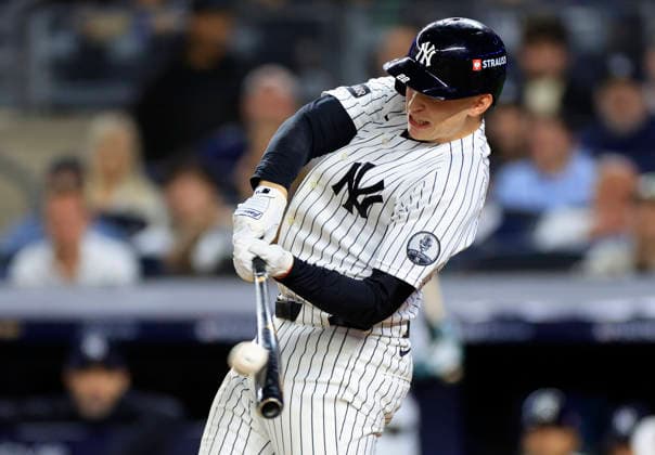 New York Yankees designated hitter Ben Rice (22) hits a solo home run against the Boston Red Sox in the fifth inning of an MLB, Baseball Herren, USA American League Wild Card game at Yankee Stadium in New York City, on Tuesday, September 29, 2026.  NYP20260929722 COREYxSIPKIN
