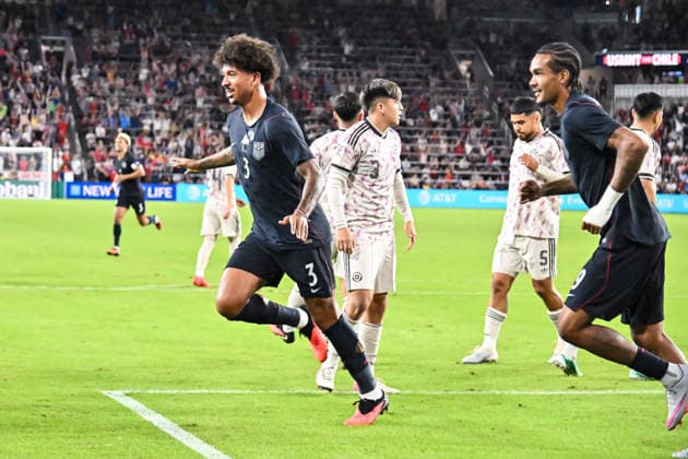 ST. LOUIS, MO - SEPTEMBER 29: Defender Chris Richards (3) of The United States starts to celebrate after scoring off a header during the Impact Match where the United States Men™s national team, Nationalteam hosted the Chile Men™s National Team on Tuesday September 29th, 2026, at Energizer Park in St. Louis City, MO. (Photo by Rick Ulreich Icon Sportswire) SOCCER: SEP 29 USA vs Chile EDITORIAL USE ONLY Icon26092932