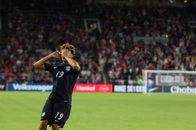 September 29, 2026, St. Louis, Missouri, USA: ST. LOUIS, MO - SEPTEMBER 29: JULIAN HALL of the USA MEN S national team, Nationalteam celebrates after scoring during an International Friendly, Länderspiel, Nationalmannschaft against Chile at Energizer Park in St. Louis, Missouri, on September 29, 2026. St. Louis USA - ZUMAn332 20260929_zsp_n332_033 Copyright: xTaylorxNickersonx