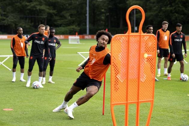 ZEIST - Joshua Zirkzee of the Dutch national team, Nationalteam during a training session in preparation for the Nations League matches against Greece and Serbia. OLAF KRAAK ANP xVIxANPxSportx xxANPxIVx 570865579 originalFilename: 570865579.jpg