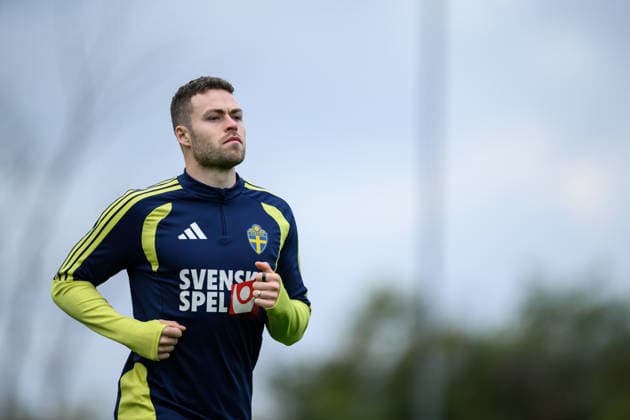 September 30, 2026: Gabriel Gudmundsson of the Swedish men’s national soccer team at a training session on September 30, 2026 in Stockholm. Photo by Jesper Zerman. BILDBYRAN code JZ JZ0762. soccer, football, Fotball, Nations League, UEFA Nations League, training, practice, Sweden, Sweden A, bbeng Copyright: JESPERxZERMAN BB260930JZ003