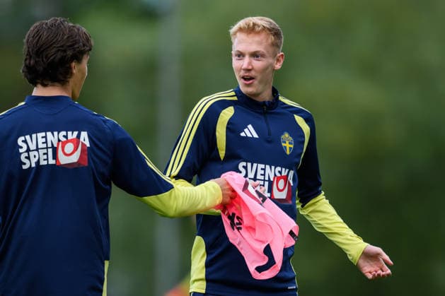 September 30, 2026: Hugo Larsson of the Swedish men’s national soccer team at a training session on September 30, 2026 in Stockholm. Photo by Jesper Zerman. BILDBYRAN code JZ JZ0762: soccer, football, fotball, Nations League, UEFA Nations League, training, practice, Sweden, Sweden A, bbeng Copyright: JESPERxZERMAN BB260930JZ041